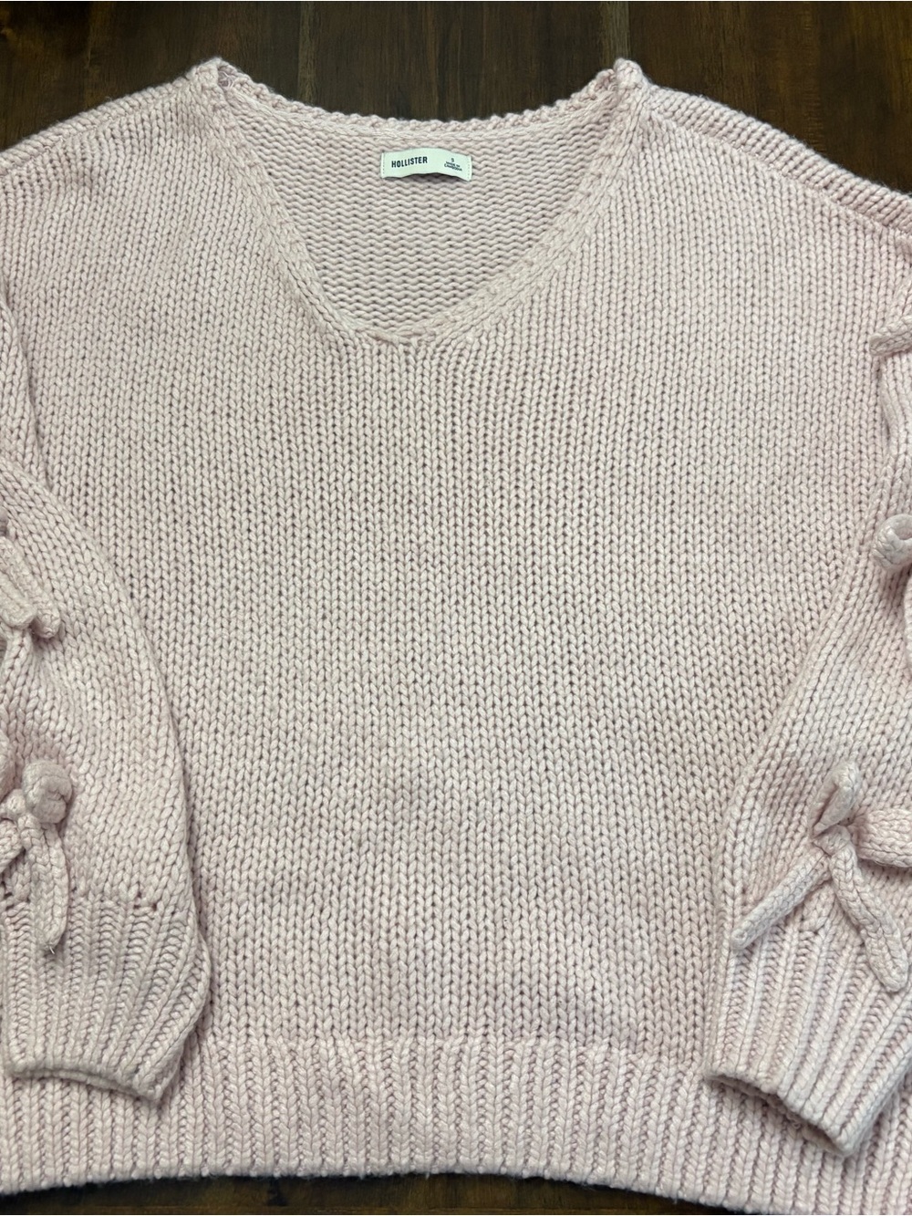 Hollister Light Dusty Pink V-Neck Knit Sweater with Sleeve Ties